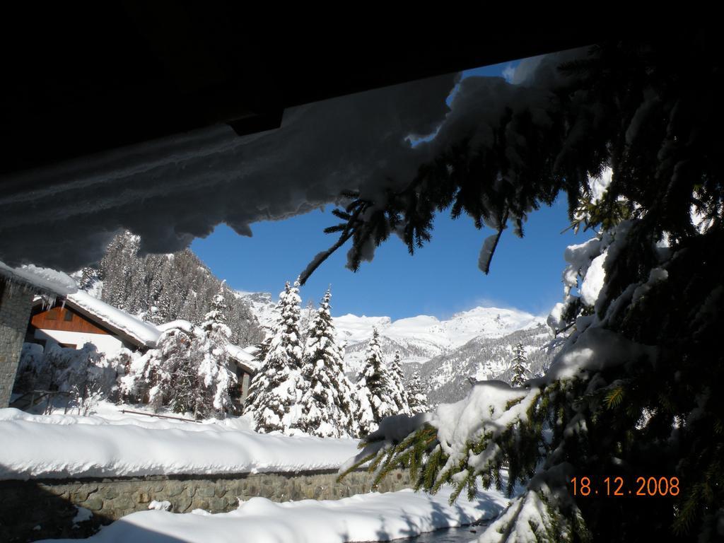 Hotel Bellevue Champoluc Exterior photo