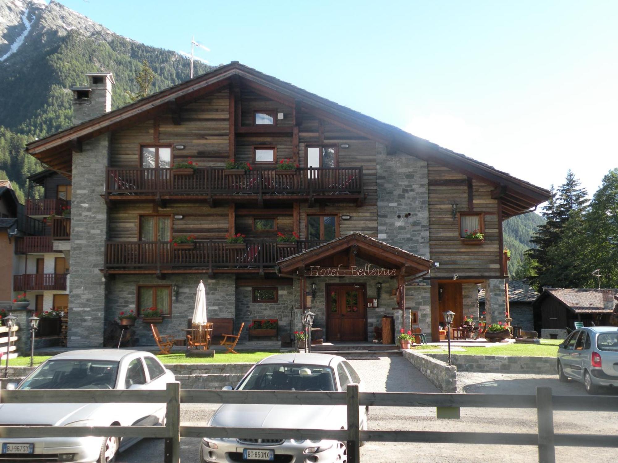 Hotel Bellevue Champoluc Exterior photo